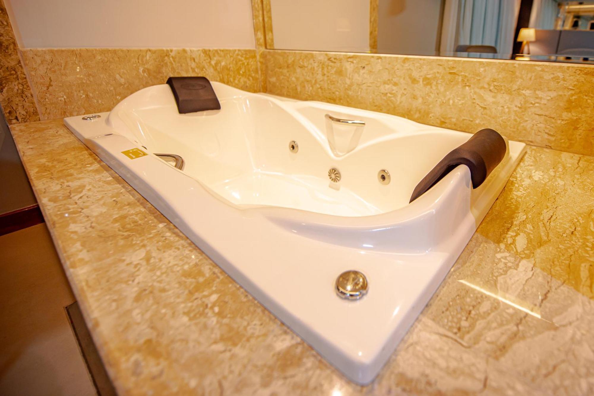 Hotel Gran Premium Plaza Ltda Muriaé Esterno foto